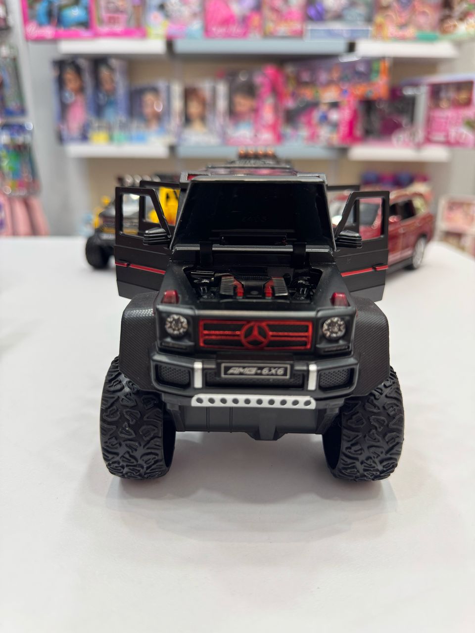 ماشین فلزی AMG 6X6 شش چرخ دودزا عقب کش
