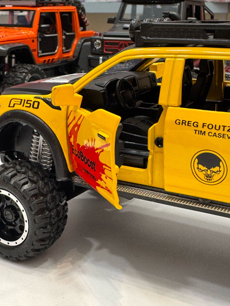 ماشین فلزی فورد رپتور دودزا