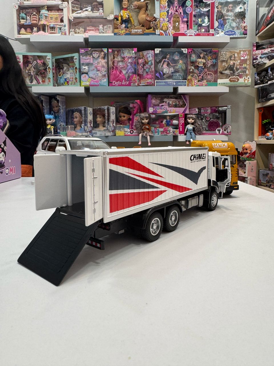 ماشین فلزی کامیون ده چرخ