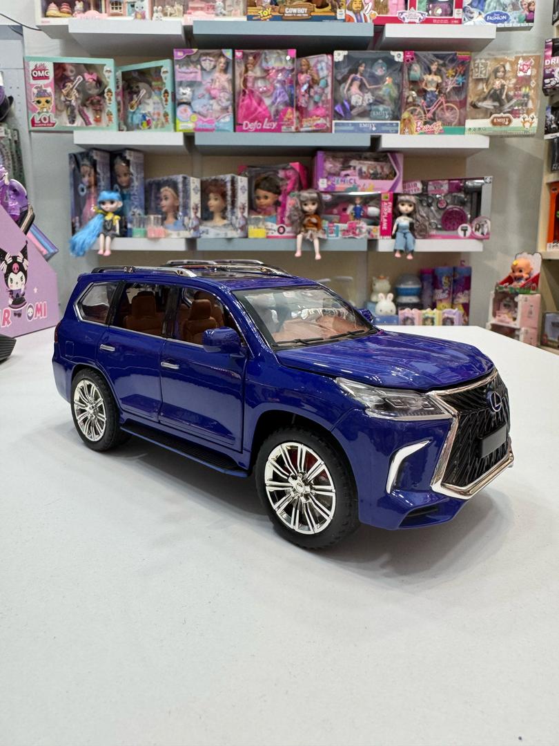 ماشین فلزی عقب کش دودزا لکسوس LX570