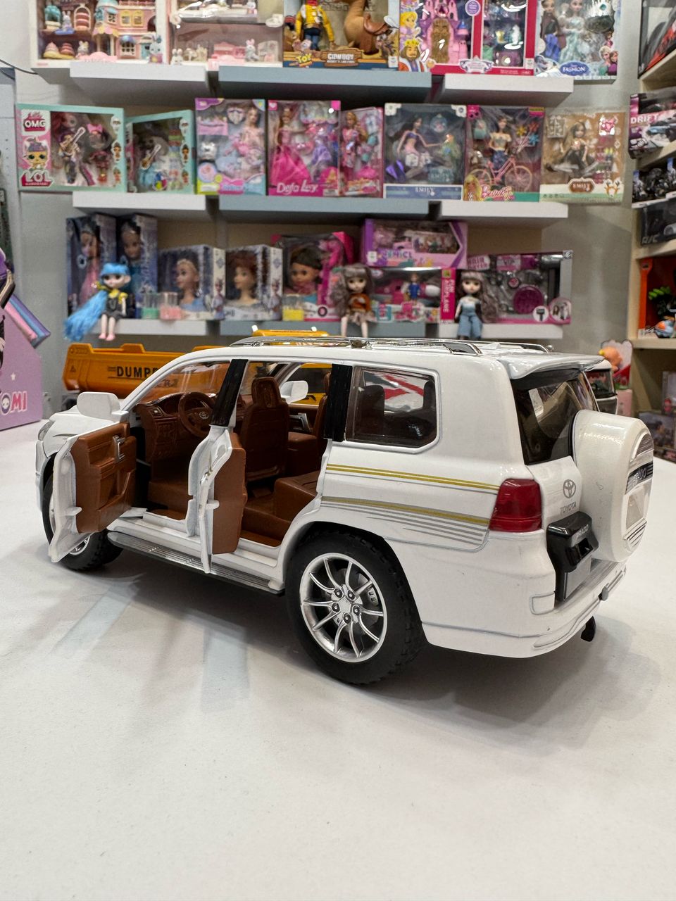 ماشین فلزی عقب کش دودزا پرادو ماشین فلزی عقب کش دودزا پرادو