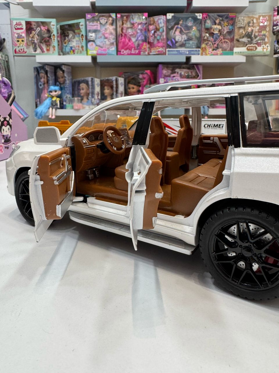 ماشین فلزی عقب کش لکسوس LX570