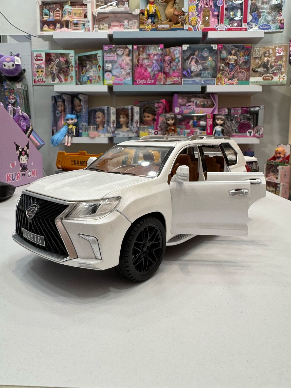 ماشین فلزی عقب کش لکسوس LX570