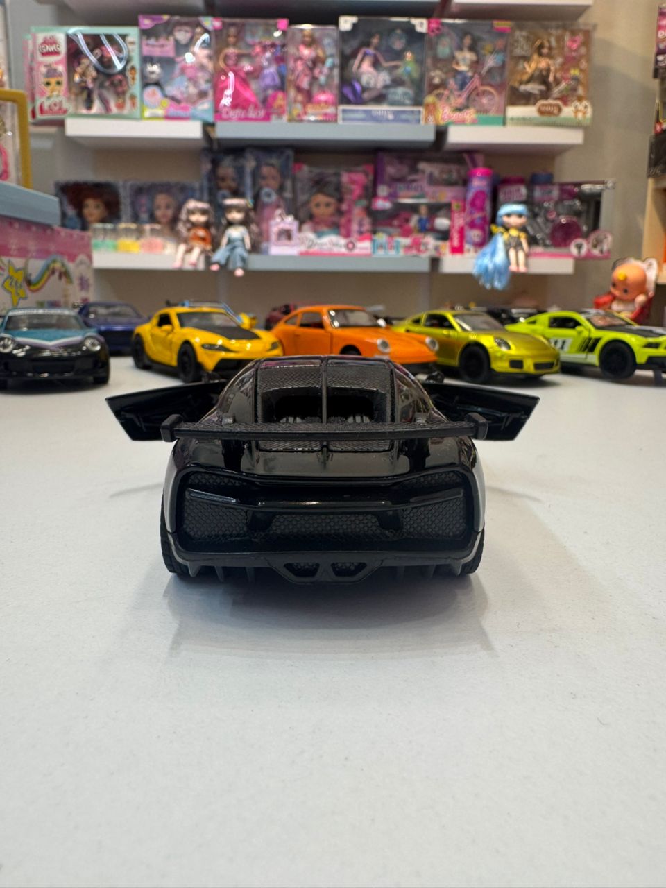 ماشین فلزی عقب کش بوگاتی